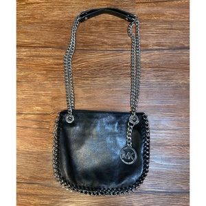 Michael Kors Chelsea Small Messenger Bag